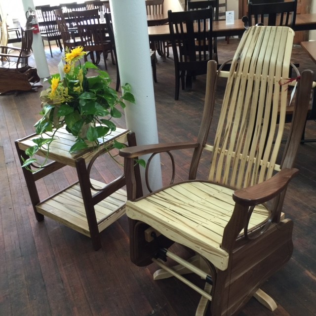 Outside picture of Shiner Store